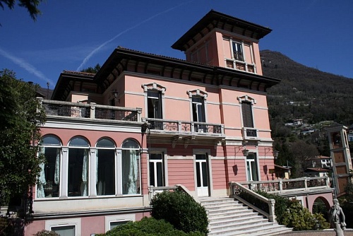 Вилла у озера Комо, Италия, 650 м2 фото 1