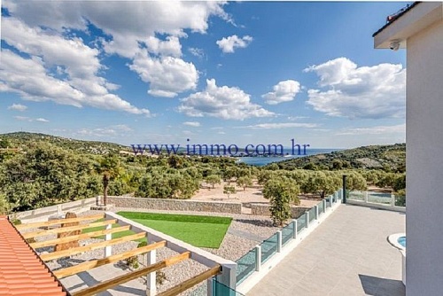 Вилла в Рогознице, Хорватия, 300 м2 фото 1