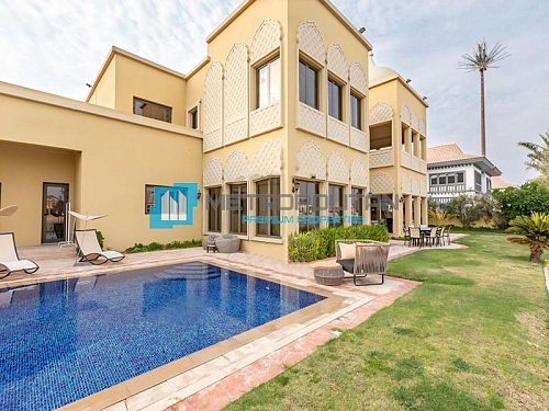Вилла в Дубае, ОАЭ, 650.32 м2 фото 1