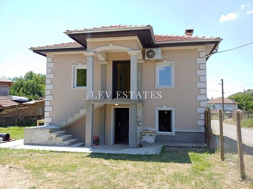 Дом в Момина-Церква, Болгария, 120 м2 фото 1