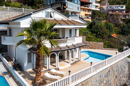 Вилла в Алании, Турция, 300 м2 фото 1