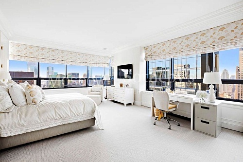 Апартаменты в Нью-Йорке, США, 1 300 м2 фото 1