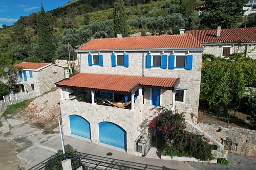Вилла в Режевичах, Черногория, 270 м2 фото 1