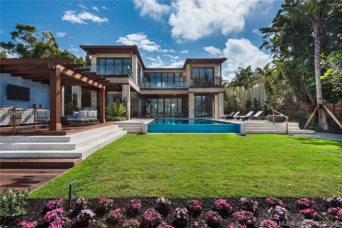 Вилла в Майами-Бич, США, 1 000 м2 фото 1