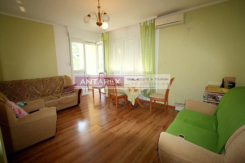 Апартаменты в Херцег-Нови, Черногория, 60 м2 фото 1