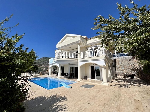 Вилла в Алании, Турция, 200 м2 фото 1