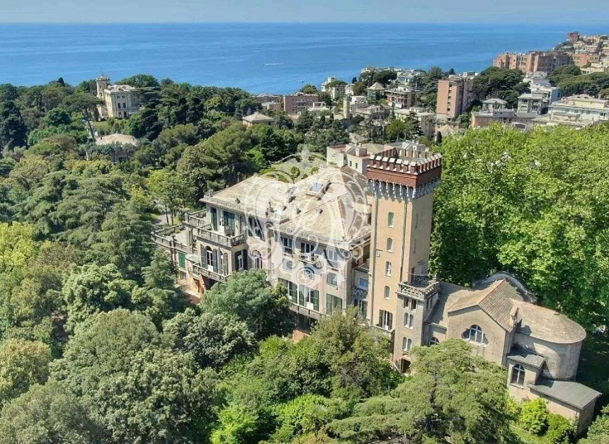 Квартира в Генуе, Италия, 600 м2