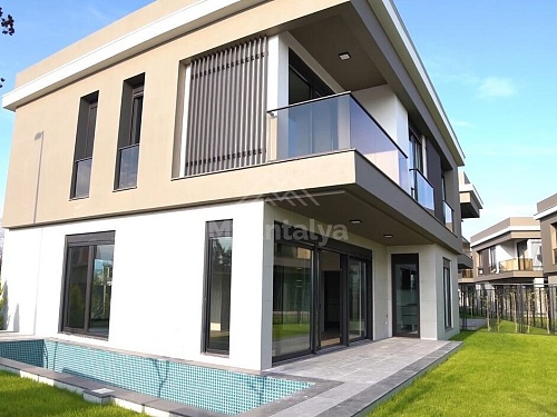 Вилла в Анталии, Турция, 420 м2 фото 1