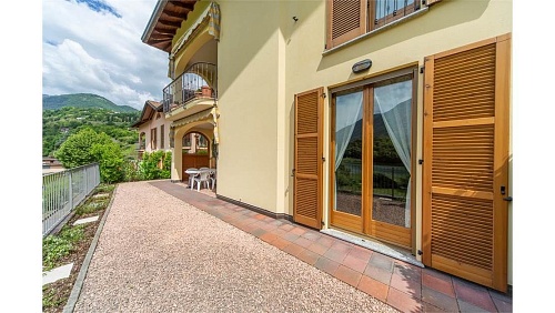 Квартира у озера Комо, Италия, 81 м2 фото 1