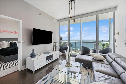 Квартира в Майами, США, 110 м2 фото 1