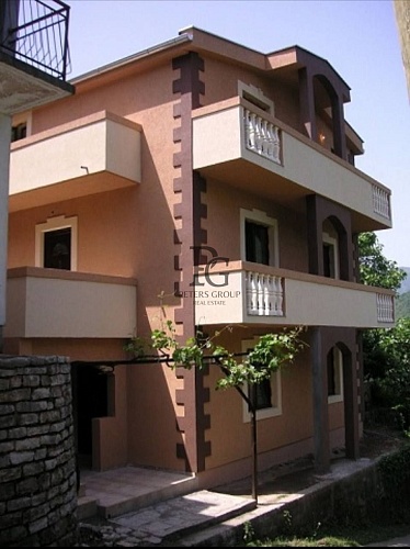 Дом в Опатово, Черногория, 210 м2 фото 1