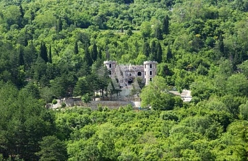 Замок в Баре, Черногория, 1 050 м2 фото 1