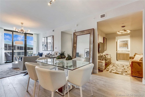 Квартира в Майами, США, 130 м2 фото 1