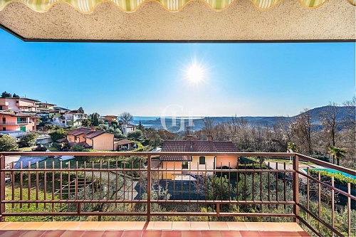 Дом у озера Гарда, Италия, 170 м2 фото 1
