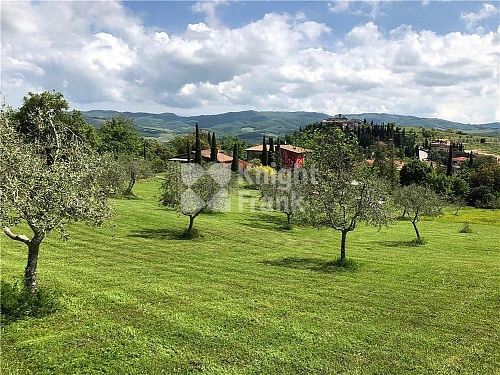 Вилла в Сиене, Италия, 300 м2 фото 1