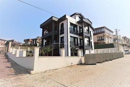 Вилла в Ялове, Турция, 530 м2 фото 1