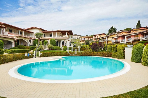 Апартаменты у озера Гарда, Италия, 96 м2 фото 1