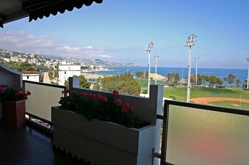 Апартаменты в Сан-Ремо, Италия, 130 м2 фото 1