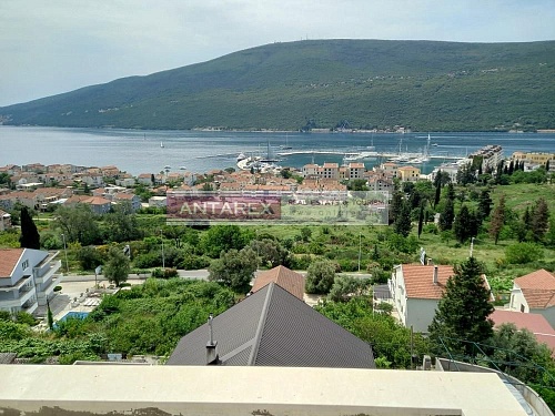 Апартаменты в Дженовичах, Черногория, 55 м2 фото 1