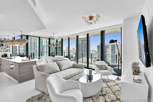 Квартира в Майами, США, 120 м2 фото 1