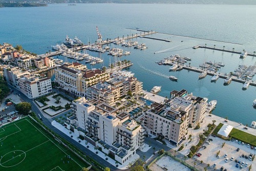 Апартаменты в Тивате, Черногория, 65 м2 фото 1
