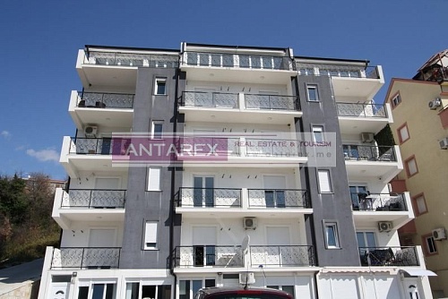 Апартаменты в Херцег-Нови, Черногория, 24 м2 фото 1