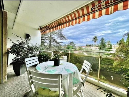 Апартаменты в Каннах, Франция, 80 м2 фото 1