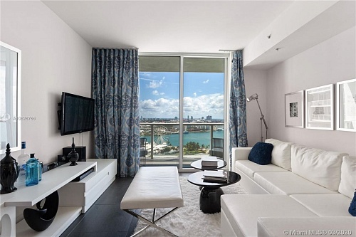 Апартаменты в Майами, США, 100 м2 фото 1